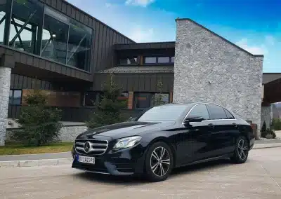Mercedes E klase i prevoz do hotela Ramonda Rtanj