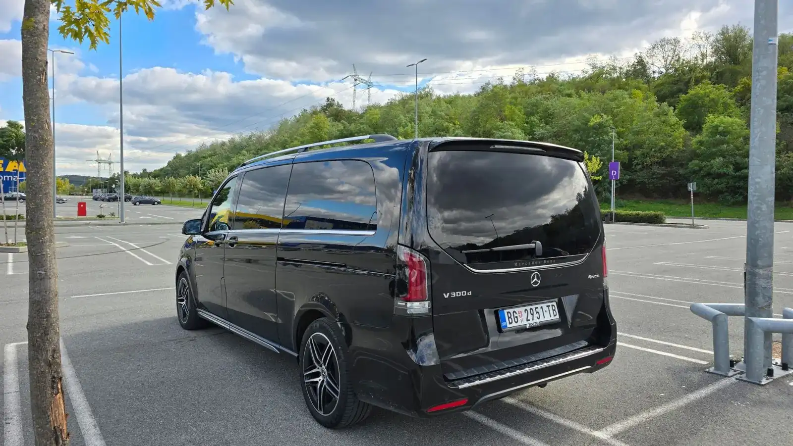 kombi vozilo sa vozacem
