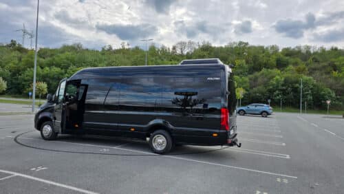 Najnoviji luksuzni minibus 2024