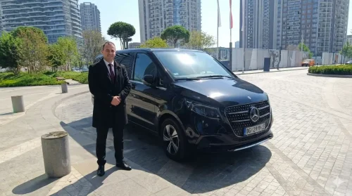 Iznajmljivanja kombi vozila sa vozačem 2026